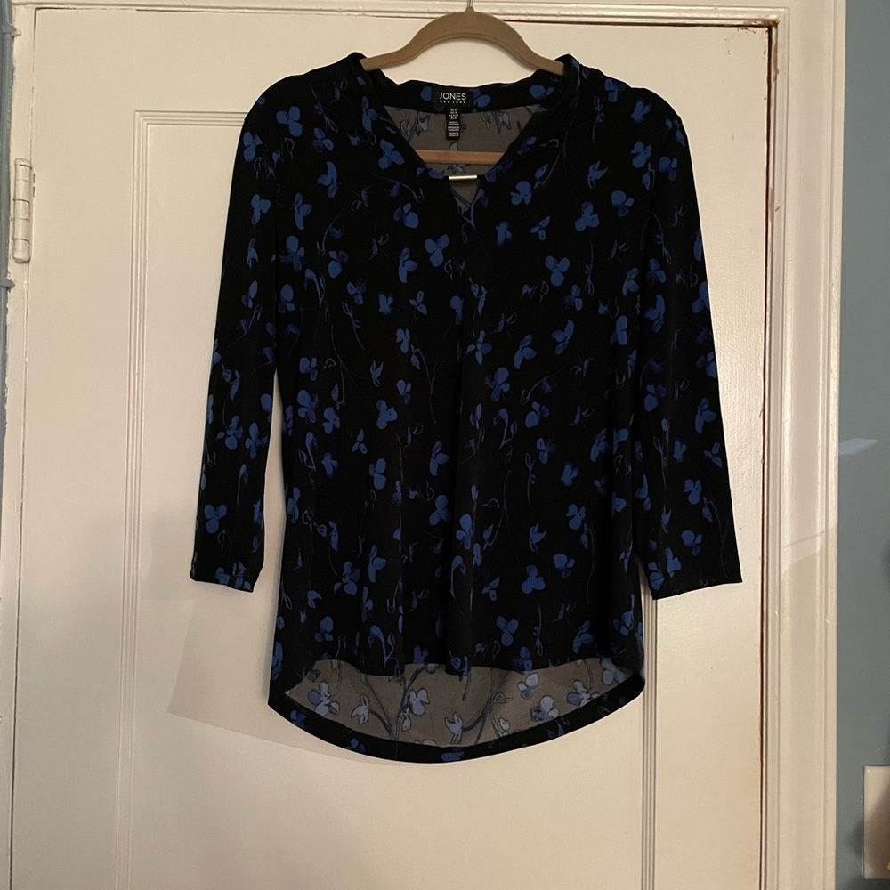 Jones New York 3/4 sleeve top size M